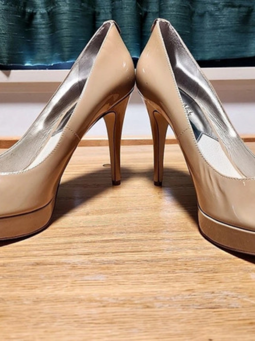 Michael Kors York Patent-Leather Peep-Toe Pump Brown